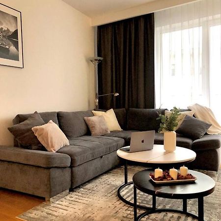 Apartaments Airport Okecie Premium Βαρσοβία Εξωτερικό φωτογραφία
