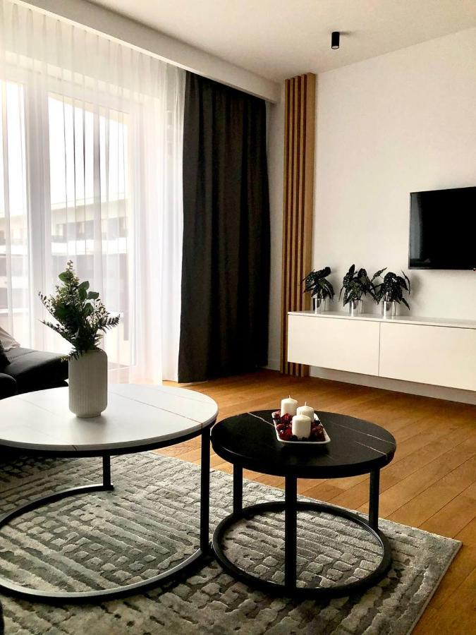 Apartaments Airport Okecie Premium Βαρσοβία Εξωτερικό φωτογραφία