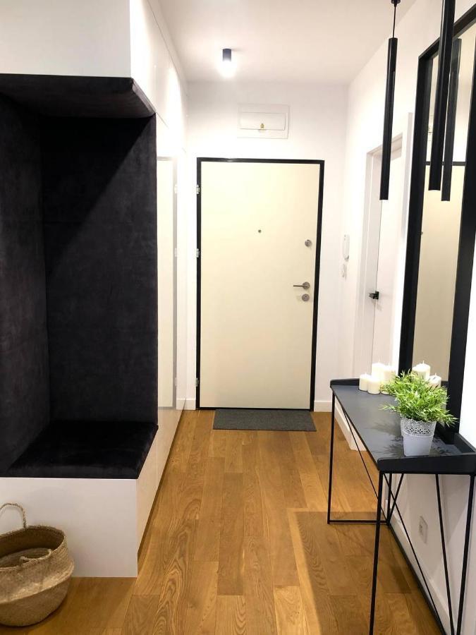 Apartaments Airport Okecie Premium Βαρσοβία Εξωτερικό φωτογραφία